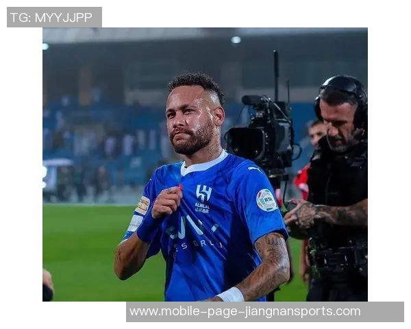 内马尔因膝盖不适缺席本轮巴甲赛事预计下轮复出恢复状态